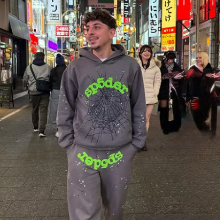 Brian Rafat Awadis, better known today as FaZe Rug, is a star among stars on YouTube. 